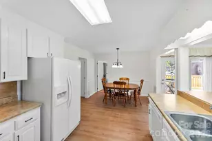 1347 Meadow Lakes Rd, Rock Hill, SC 29732 - Photo 9