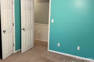 9113 Mountain Aire Cir, Charlotte, NC 28214 - Photo 9