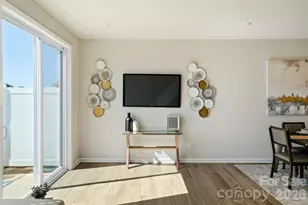 9306 Pagoda Oak Dr, Charlotte, NC 28269 - Photo 13