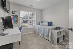 5830 Shining Oak Ln, Charlotte, NC 28269 - Photo 7