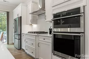 4873 Blanchard Wy, Charlotte, NC 28226 - Photo 9