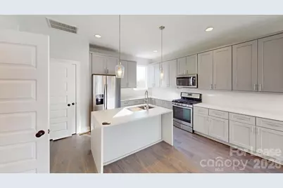 423 Coxe Avenue, Charlotte, NC 28208 - Photo 1