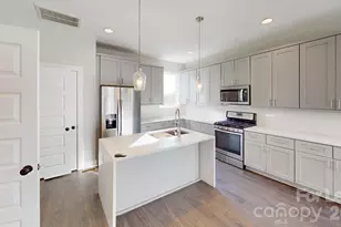 423 Coxe Ave, Charlotte, NC 28208 - Photo 1