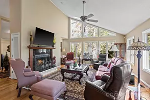 231 Greenleaf Dr, Flat Rock, NC 28731 - Photo 7