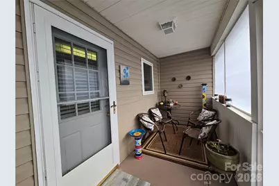 505 2nd Street Place NE #D2, Conover, NC 28613 - Photo 17