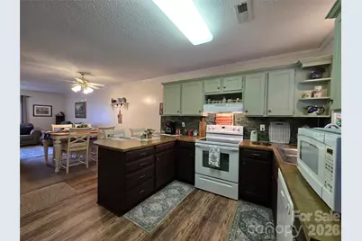 505 2nd Street Place NE #D2, Conover, NC 28613 - Photo 9