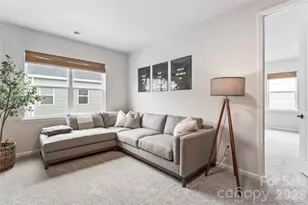 5730 Clear Creek Ln, Charlotte, NC 28215 - Photo 25