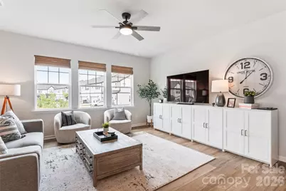 5730 Clear Creek Lane, Charlotte, NC 28215 - Photo 9