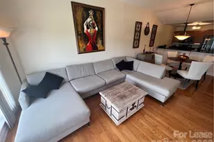 17919 Kings Point Dr, Cornelius, NC 28031 - Photo 9