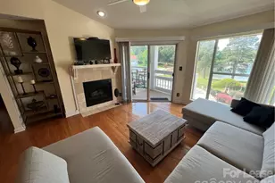 17919 Kings Point Dr, Cornelius, NC 28031 - Photo 11