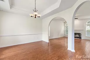 12529 Old Timber Rd, Charlotte, NC 28269 - Photo 11