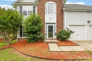 12529 Old Timber Rd, Charlotte, NC 28269 - Photo 5