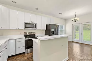 12529 Old Timber Rd, Charlotte, NC 28269 - Photo 19