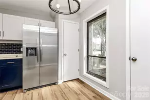 7931 Charter Oak Ln, Charlotte, NC 28226 - Photo 5