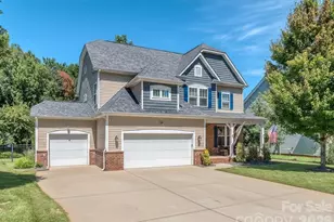 126 Misty Woods Dr, Lake Wylie, SC 29710 - Photo 1