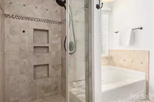 906 Woodvine Rd, Asheville, NC 28803 - Photo 23