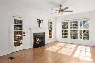 906 Woodvine Rd, Asheville, NC 28803 - Photo 11