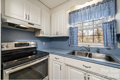 1005 2nd Street SE, Conover, NC 28613 - Photo 13