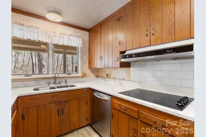 121 Hummingbird Lane, Columbus, NC 28722 - Photo 9