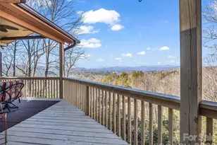 258 Deer Run, Hendersonville, NC 28739 - Photo 17