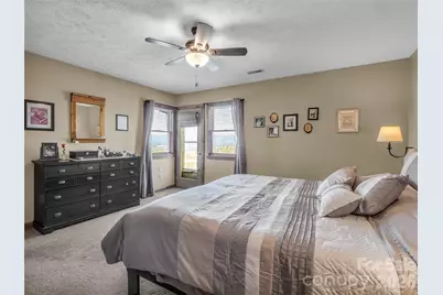 258 Deer Run, Hendersonville, NC 28739 - Photo 31