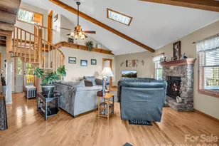 258 Deer Run, Hendersonville, NC 28739 - Photo 7