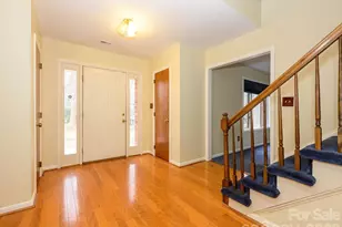 7600 Wallace Ln, Charlotte, NC 28212 - Photo 3