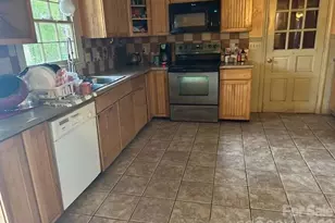 106 Circle Dr, Wingate, NC 28174 - Photo 9