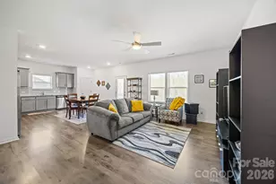 5135 Arbordale Wy, Mount Holly, NC 28120 - Photo 11