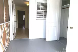 2245 Crescent Ave, Charlotte, NC 28207 - Photo 11