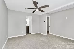 7929 Charter Oak Ln, Charlotte, NC 28226 - Photo 21