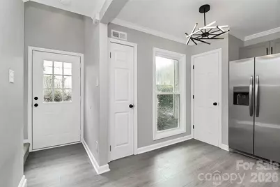 7929 Charter Oak Lane, Charlotte, NC 28226 - Photo 3