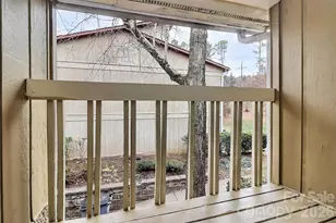 7929 Charter Oak Ln, Charlotte, NC 28226 - Photo 19