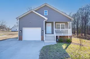 15 Hill St, York, SC 29745 - Photo 1