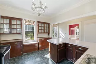 37 W Woodrow Ave, Belmont, NC 28012 - Photo 11