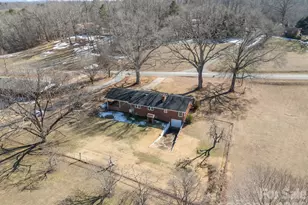 33633 Mann Rd, Albemarle, NC 28001 - Photo 3