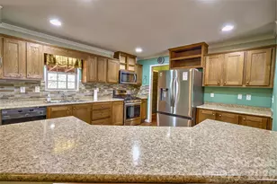 390 Camp Branch Rd, Whittier, NC 28789 - Photo 19