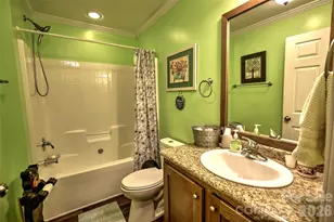 390 Camp Branch Rd, Whittier, NC 28789 - Photo 23