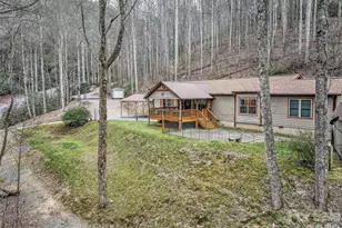 390 Camp Branch Rd, Whittier, NC 28789 - Photo 19
