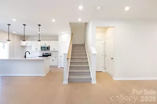 6005 Longar Ln, Charlotte, NC 28269 - Photo 13