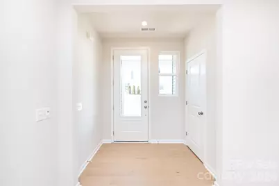 6005 Longar Lane, Charlotte, NC 28269 - Photo 3