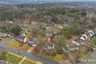 12208 Woodbend Dr, Matthews, NC 28105 - Photo 45