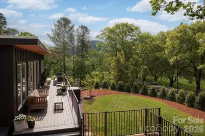8 Midland Drive, Asheville, NC 28804 - Photo 5