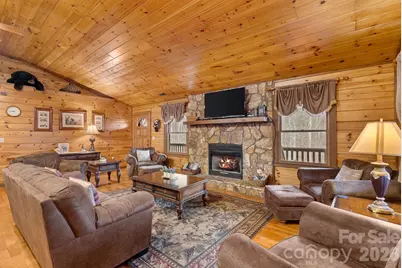 264 Moonbeam Lane, Clyde, NC 28721 - Photo 5