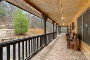 264 Moonbeam Ln, Clyde, NC 28721 - Photo 3