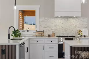 78 Scott Mdws Dr, Asheville, NC 28806 - Photo 3