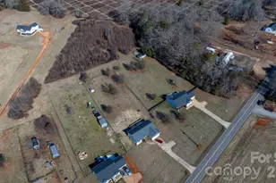 3842 E Maiden Rd, Maiden, NC 28650 - Photo 35