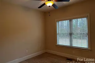 2434 Gateway Ln, Lincolnton, NC 28092 - Photo 27