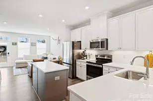 4746 Chastain Ave, Charlotte, NC 28217 - Photo 7