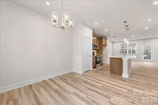 6008 Pivot Ct, Charlotte, NC 28205 - Photo 17